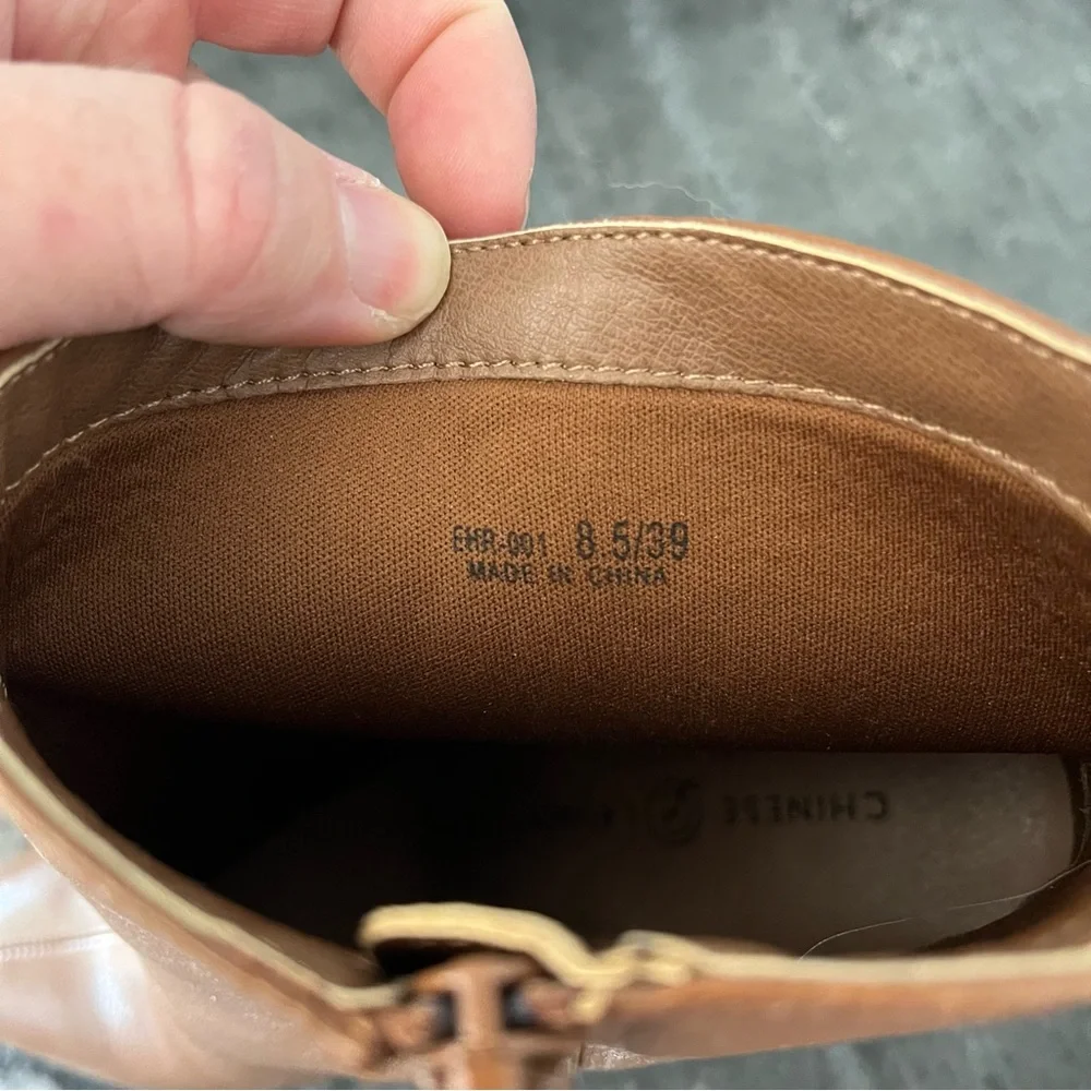 Chinese Laundry boots in brand new condition! - Picture 10 of 11